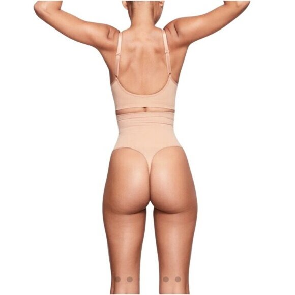Skims S/M Seamless Sculpt Mid Rise Thong Core Control Ochre Tan NWOT MSRP $34 - Picture 5 of 7